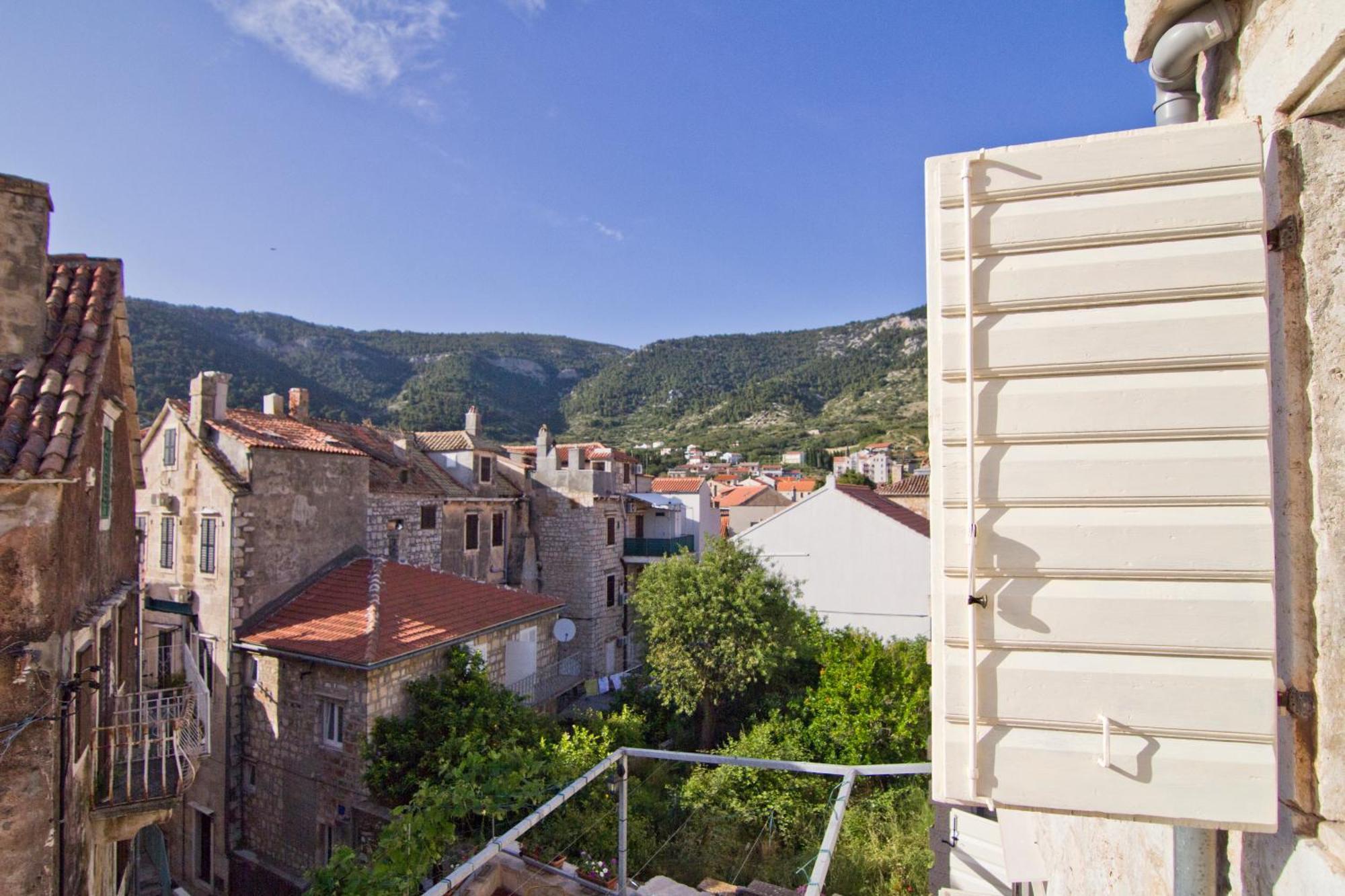 Apartments Donika Komiža Kültér fotó