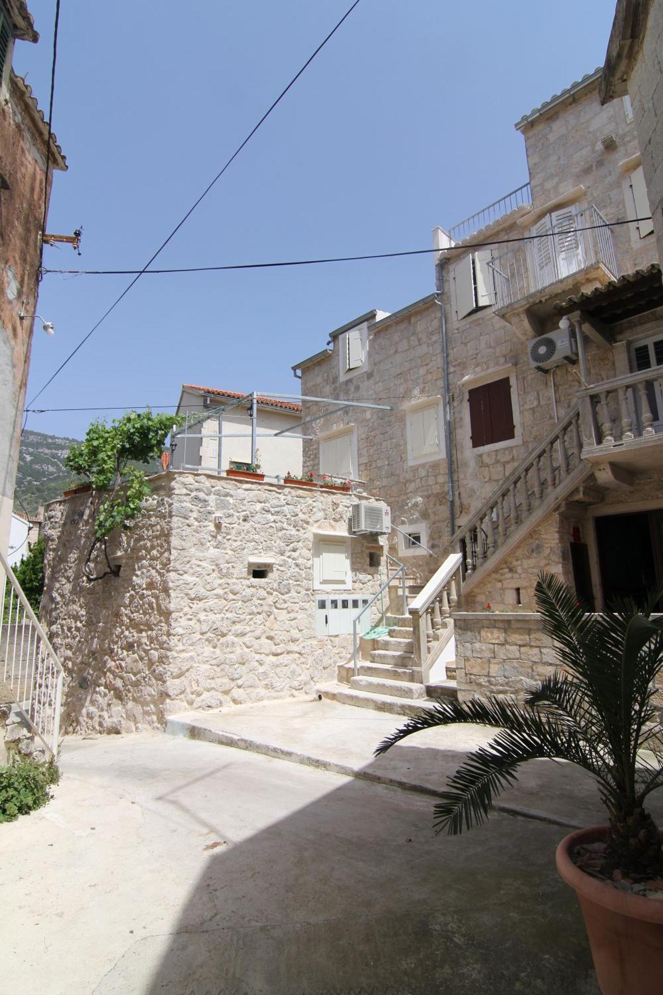 Apartments Donika Komiža Kültér fotó