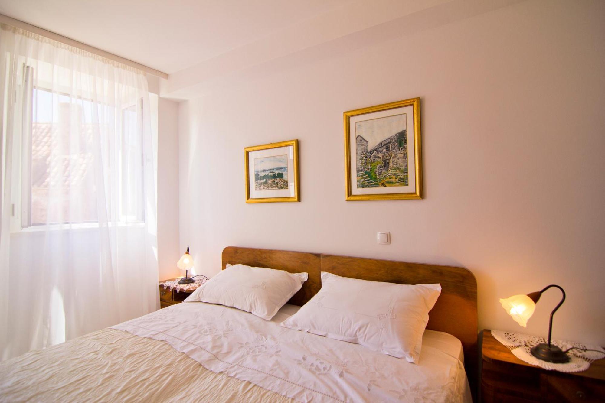 Apartments Donika Komiža Szoba fotó