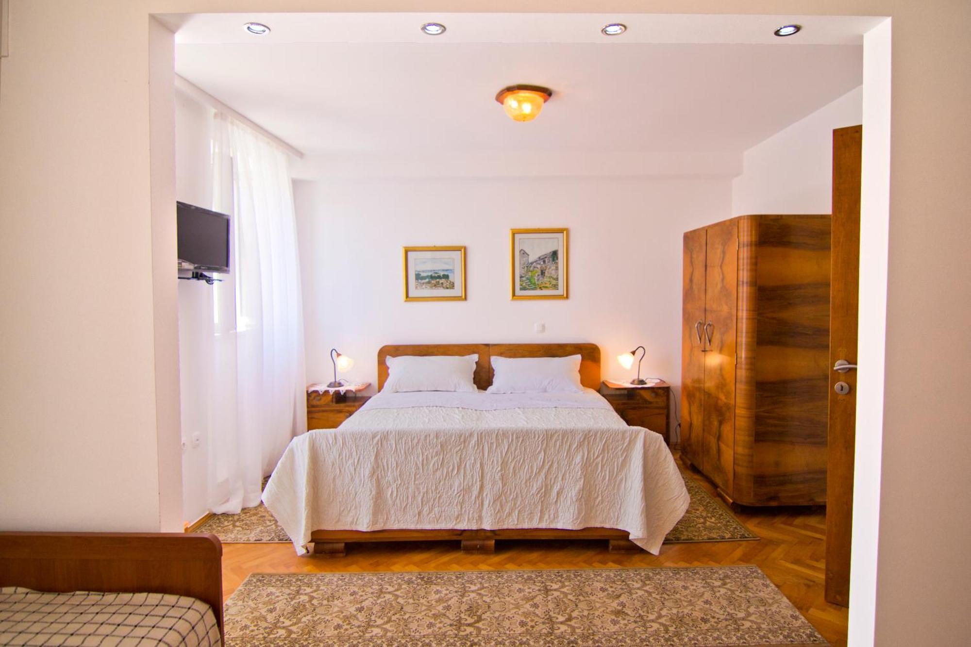 Apartments Donika Komiža Szoba fotó